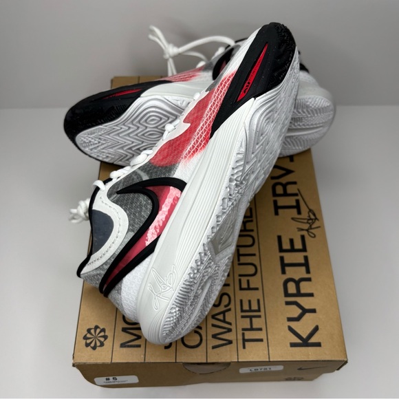 Kyrie 8 White University Red - Picture 5 of 7